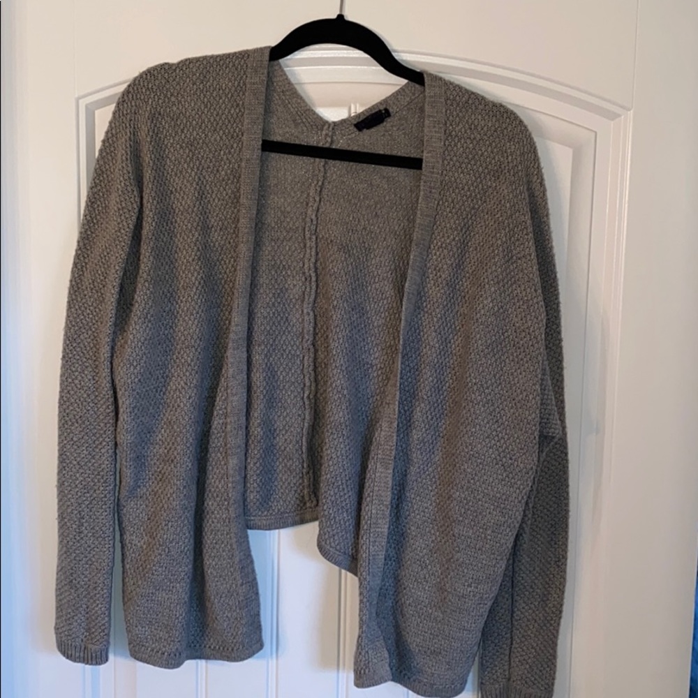 Thin cardigan